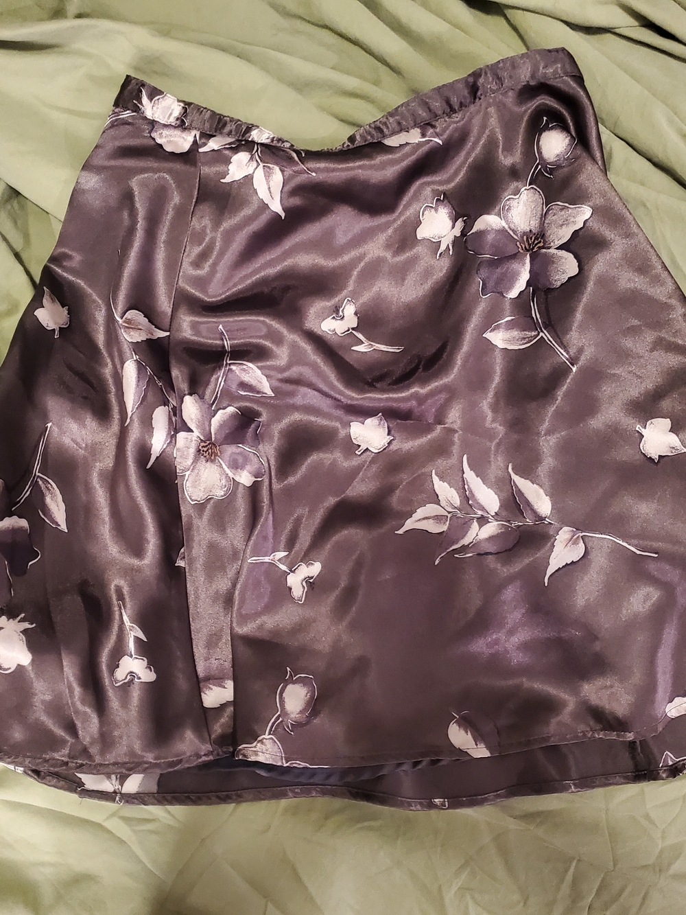 VINTAGE Bushwacker Dark Grey Floral Satin A-Line Skirt, Womens VINTAGE size 8